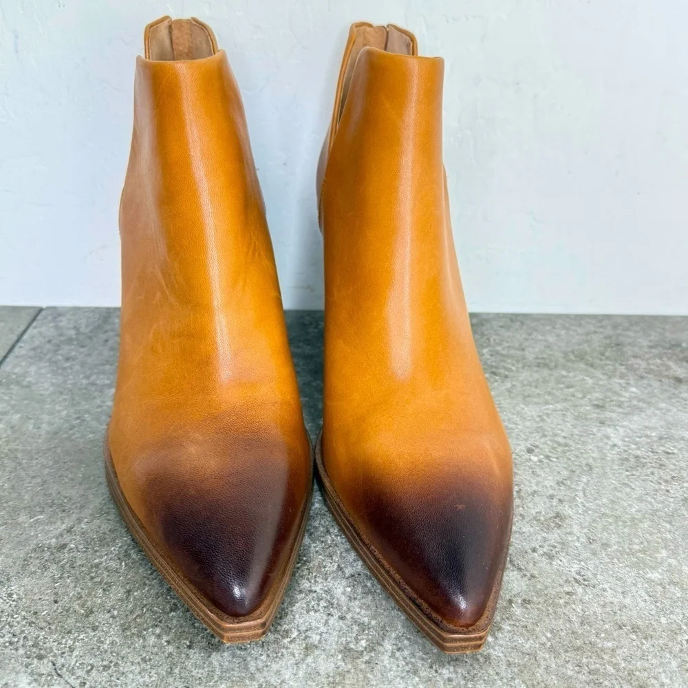 NEW Vince Camuto Gidgeta Burnished Golden Walnut‎ Leather Bootie Women’s Size 12